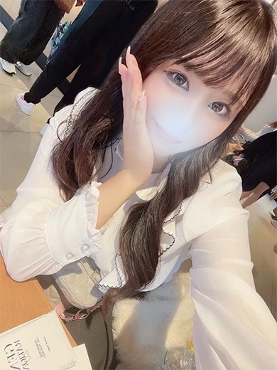 えみり（GLOSS 今治）