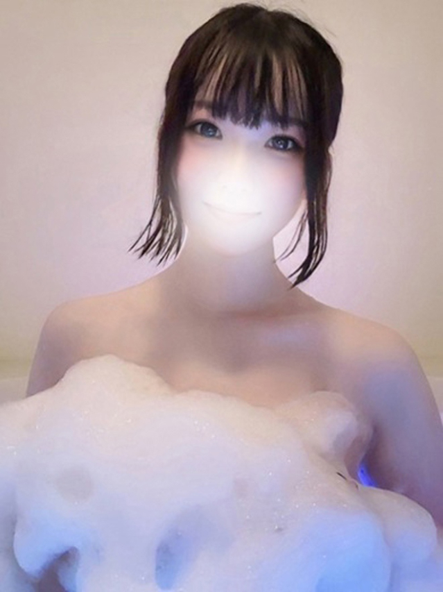 ちな（GLOSS MATSUYAMA）