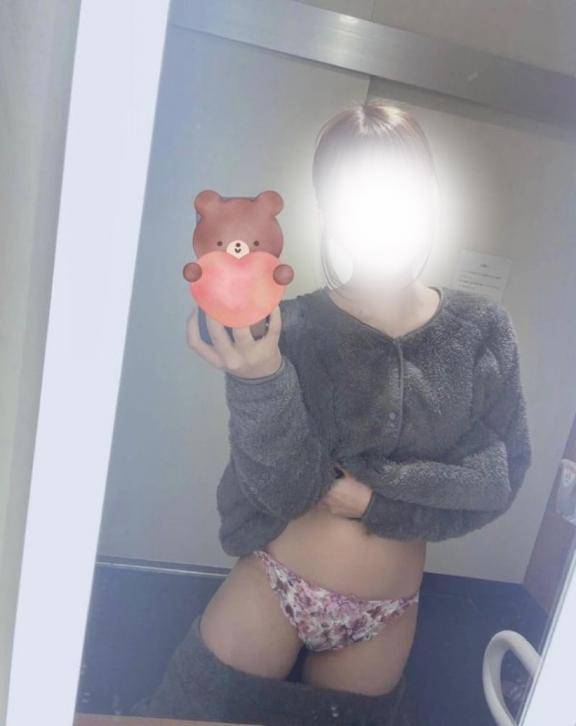 咥えながらご挨拶??