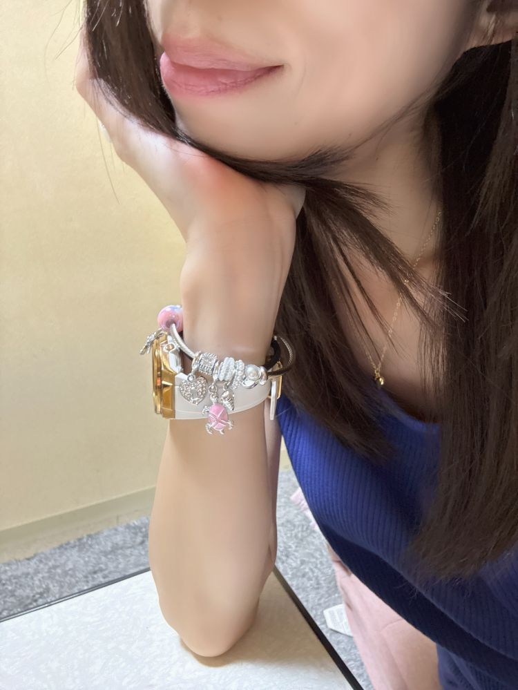 ねえねぇ♡