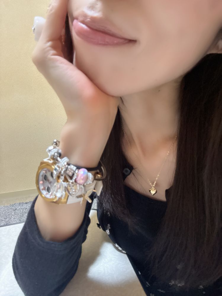 側に♡