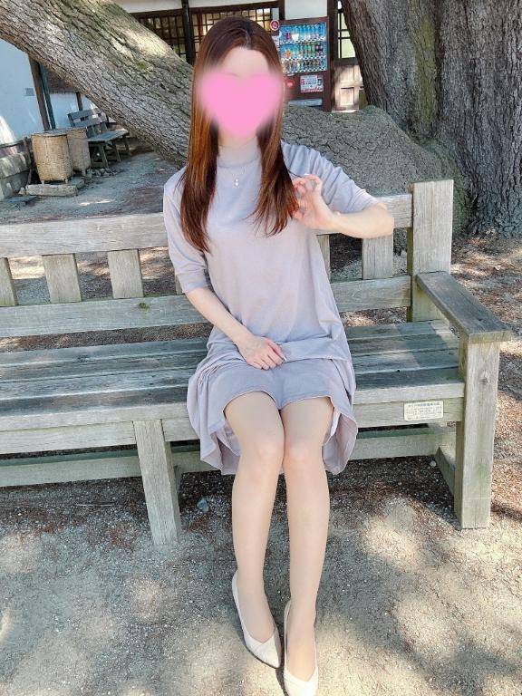 ゆかり★人妻KISS★