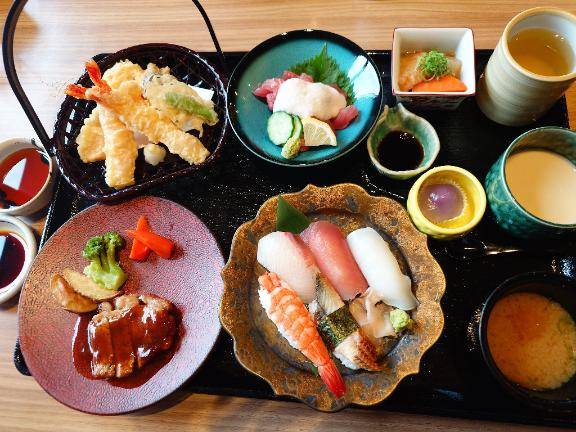 かおり★人妻KISS★