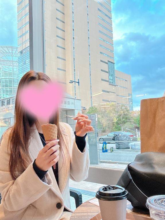 ゆかり★人妻KISS★