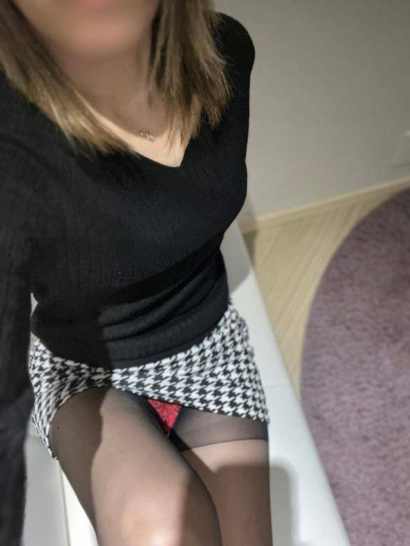 ひかる★人妻KISS★