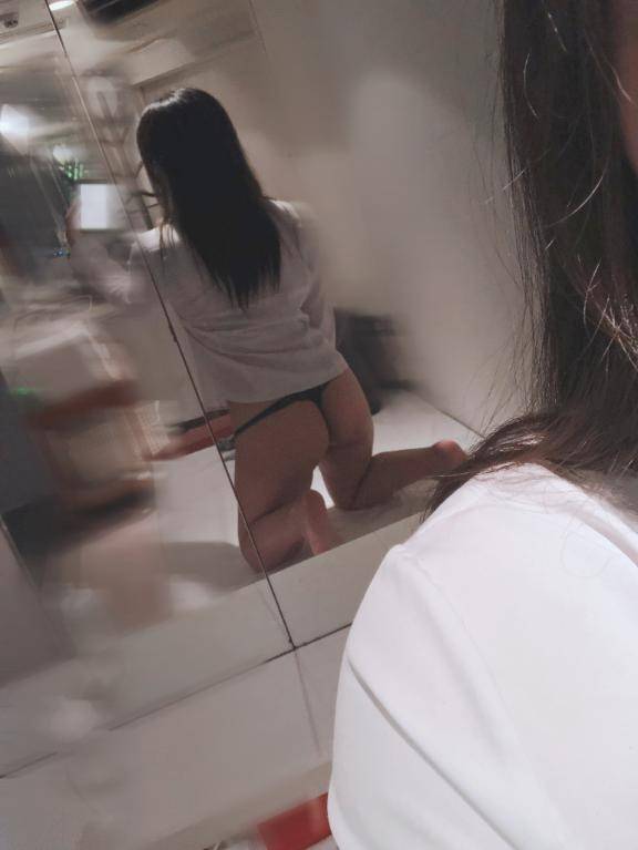 ゆな★人妻KISS★