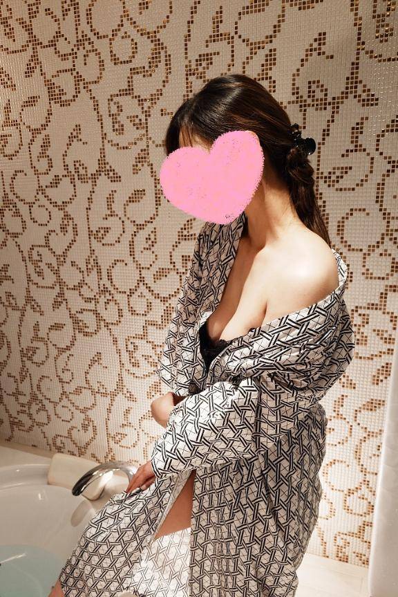 かおり★人妻KISS★