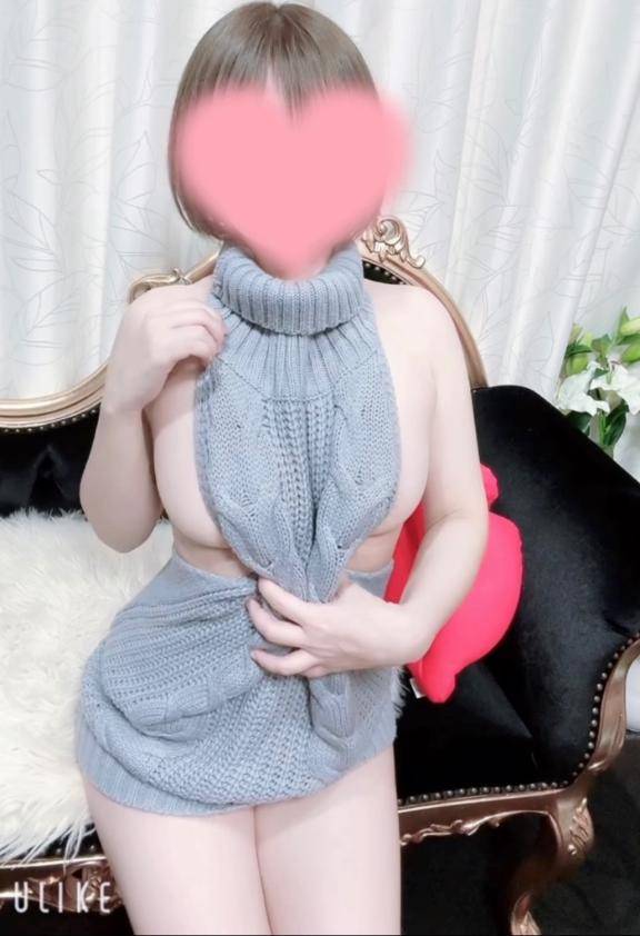 プリンが大好物です\(*???*)/