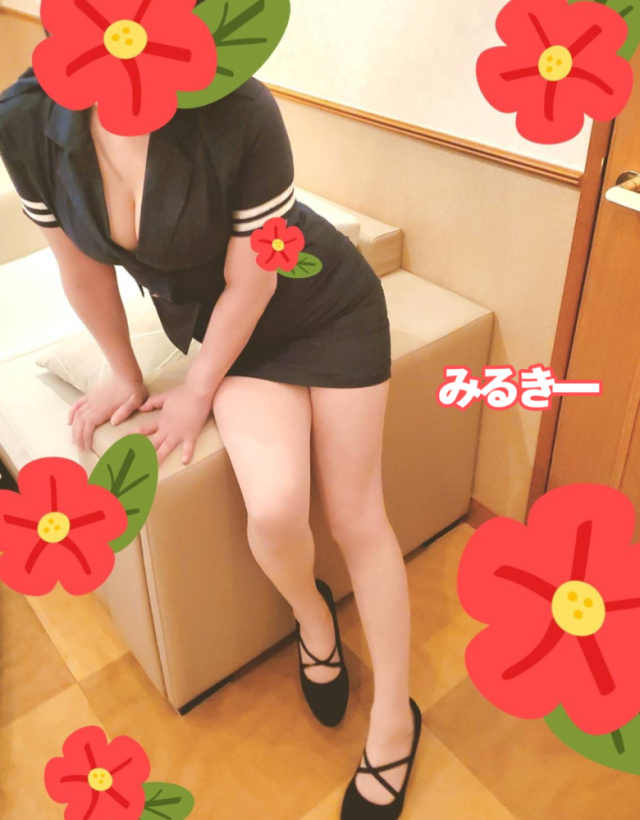 ひなた【スレンダー30代妻】(人妻みるきー)