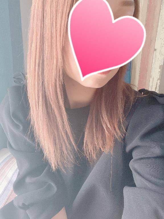 業界未経験ななせ（人妻パラダイス）