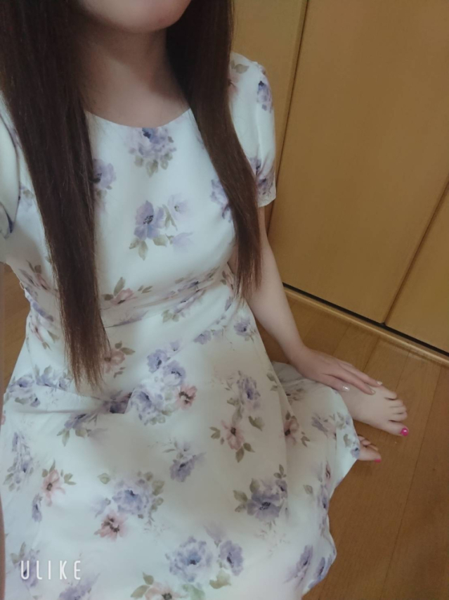 清楚系美人体験かえで（人妻パラダイス）