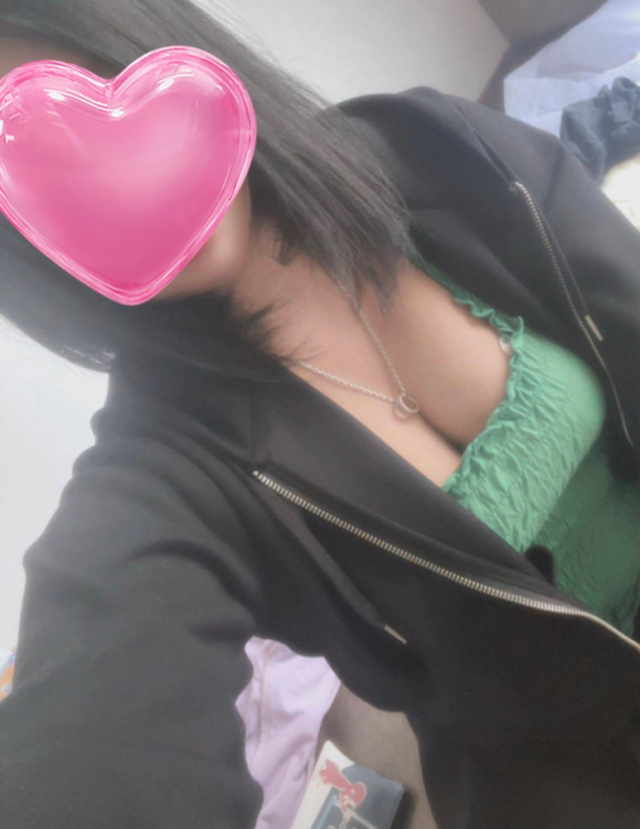 業界未経験激カワ奥様ふゆ（人妻パラダイス）