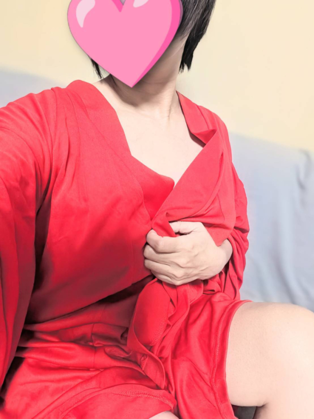 艶やか癒し系奥様体験らら（人妻パラダイス）