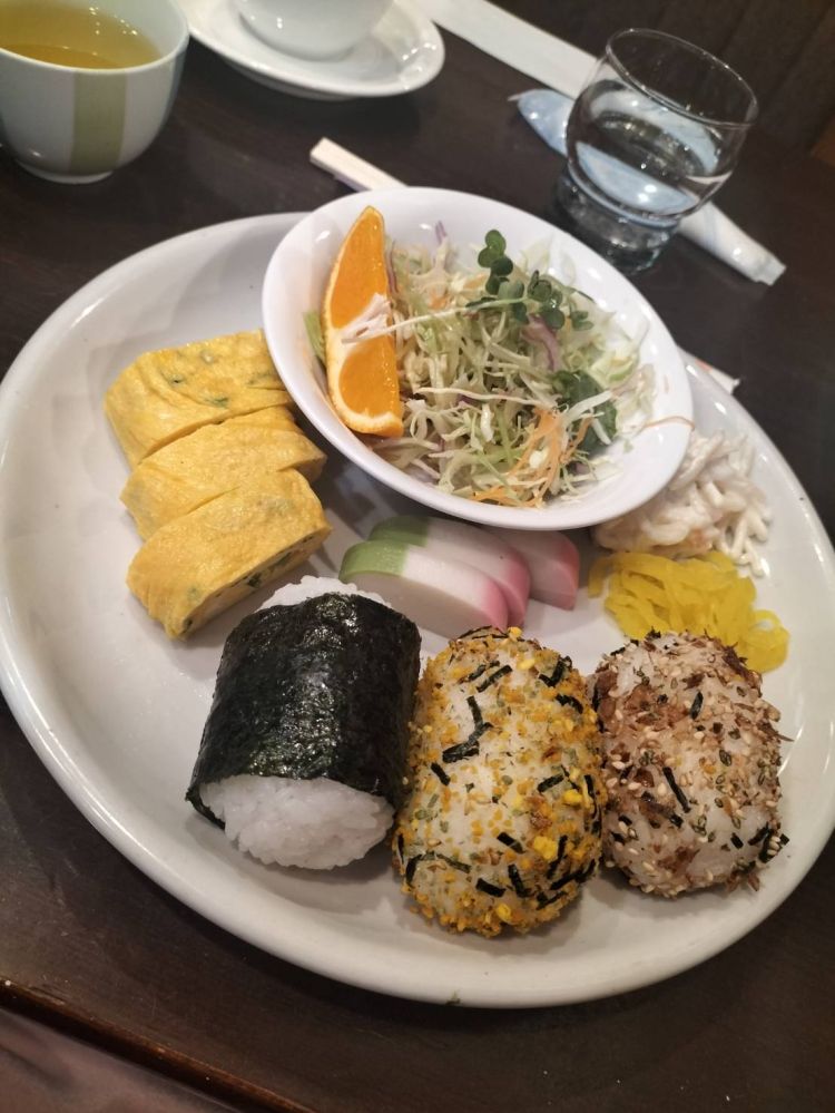 おはようございます本日も宜しくお願い致します