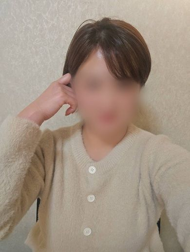 (体験姫)さとみ（デリヘルはなびくらぶ　華美倶楽部　善通寺店）