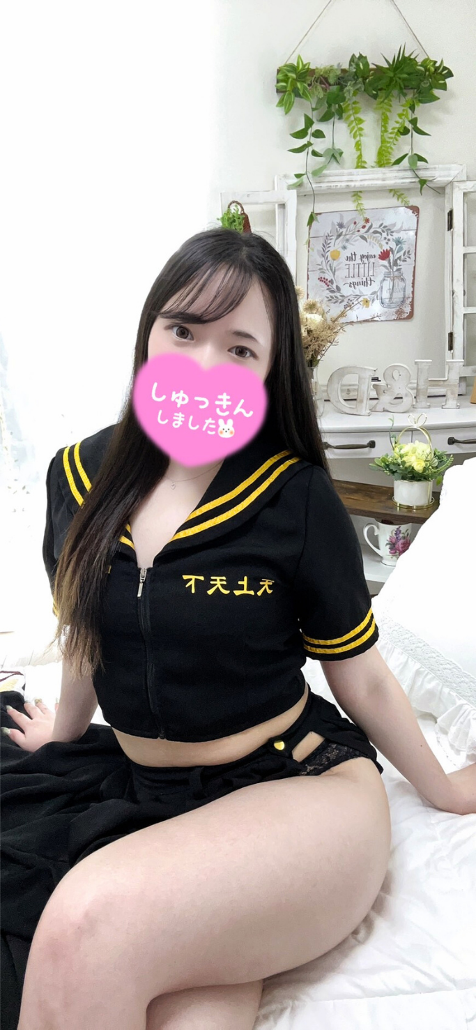 今日も🍑を触ってもらいたいなぁ～w