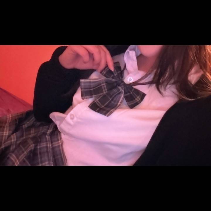 ／￣￣＼_ ˙꒳˙)_おこた…