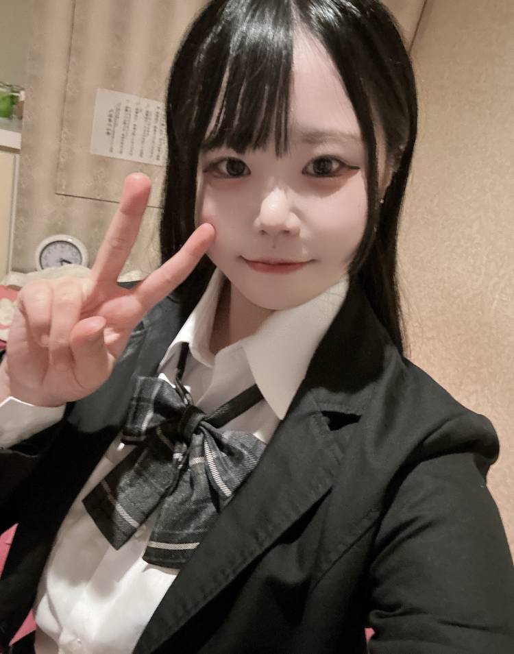 制服きたよ❣️