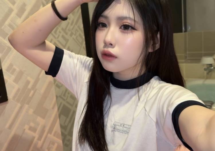 夜更かし土曜😽