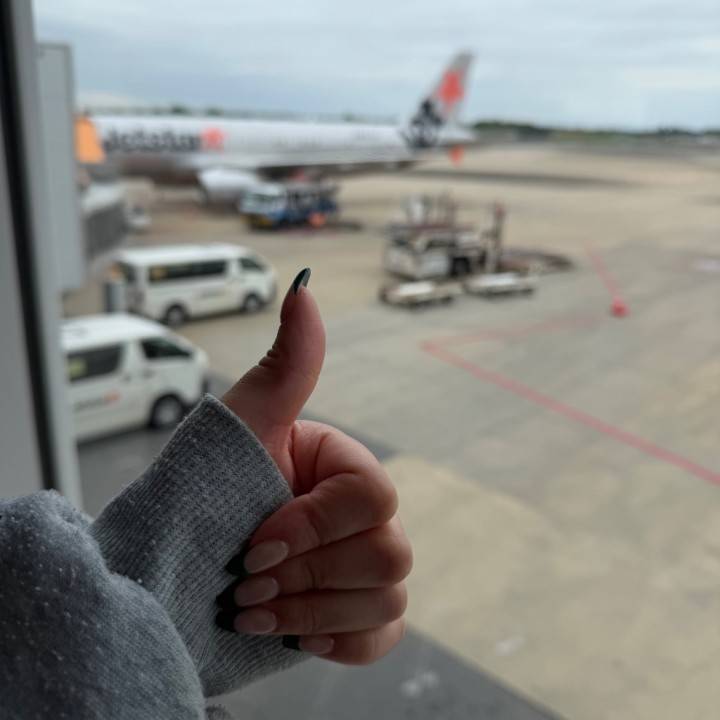 ✈︎✈︎