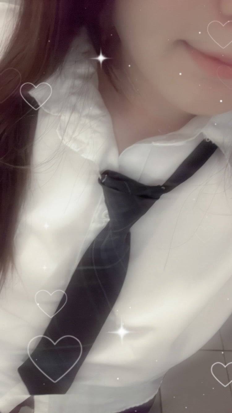 念願の制服きれたよ♡