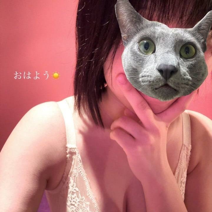 今日も出勤してます🦖🐾待ってるよ〜♡♡