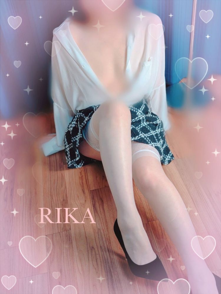 本日出勤♡隙間いらずの距離感🩷