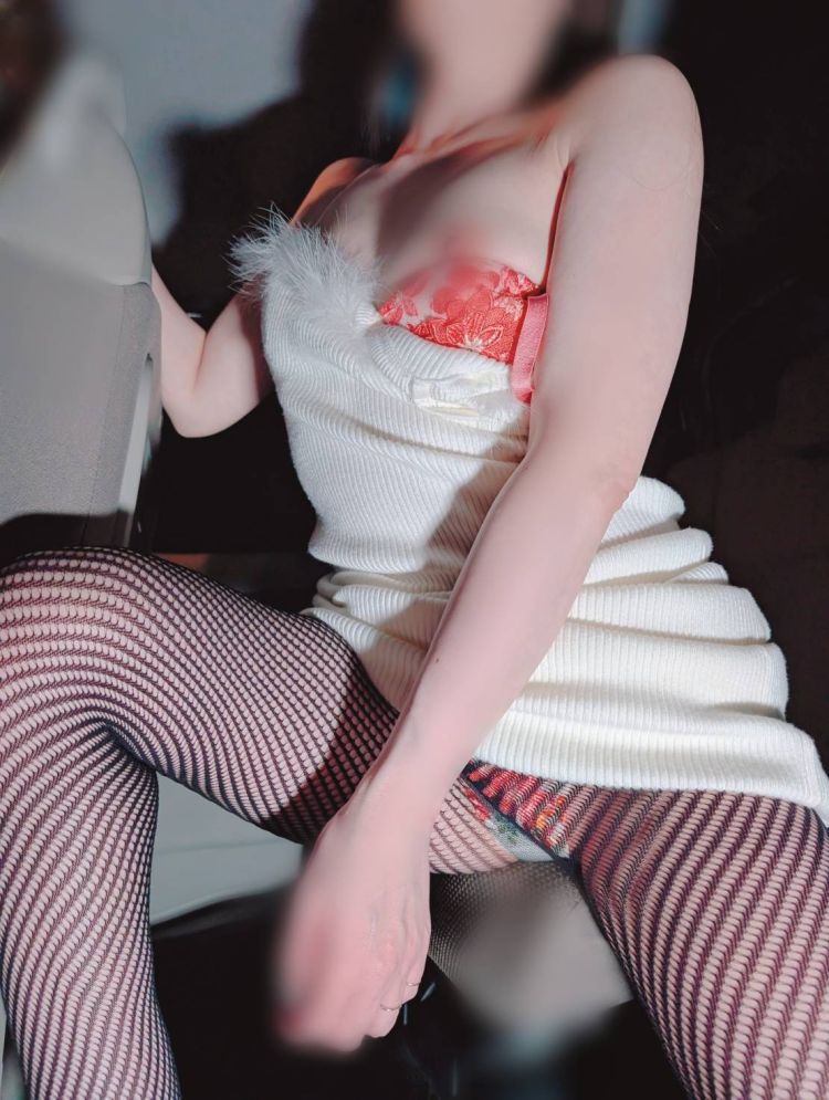 汗ばむ夜🌃にスッキリ🍼✨出そッ🍑