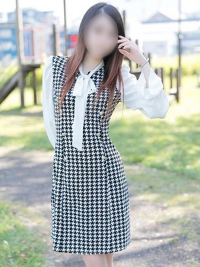 新人まなか(New Heavens Bless (ニューヘブンズブレス))