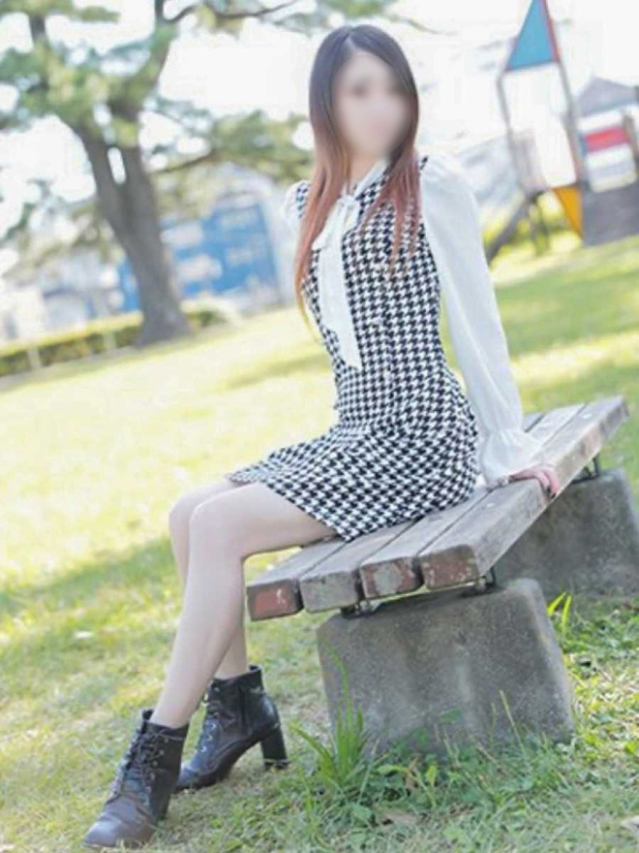 新人まなか（New Heavens Bless (ニューヘブンズブレス)）