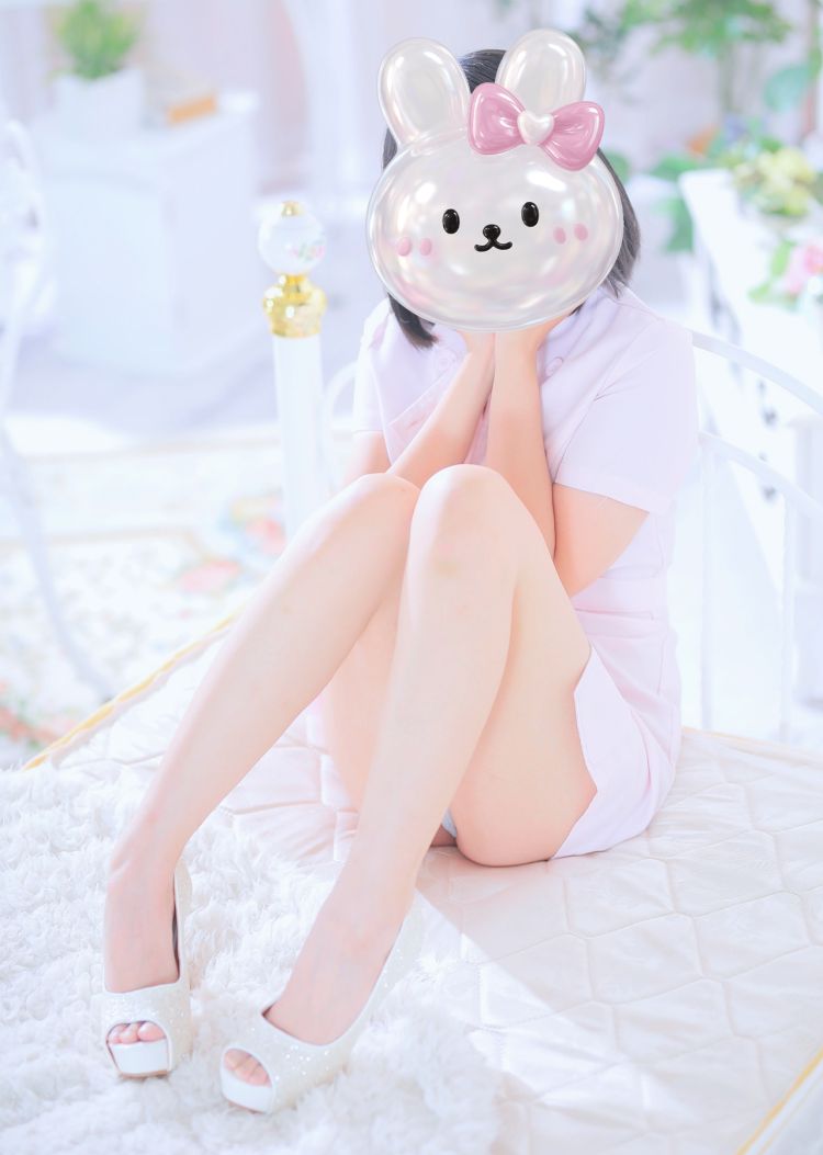 ゆず  真面目な見た目と柔らか美乳♡素敵✨要素満載美女✨（ヒロインメーカー）