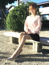りりこ（人妻たちの秘密の情事）