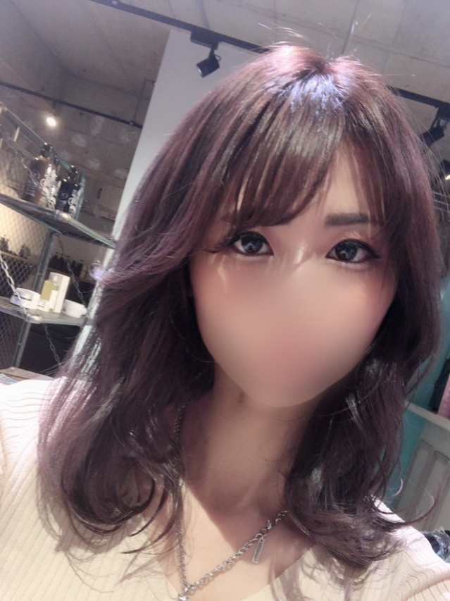 込山　まお（人妻LOVE）