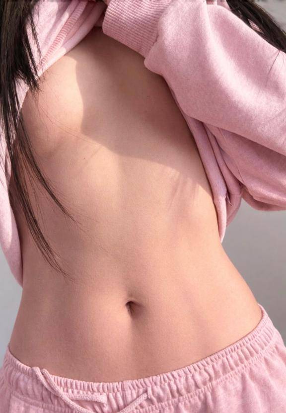 引き締まったお腹...💕🤭