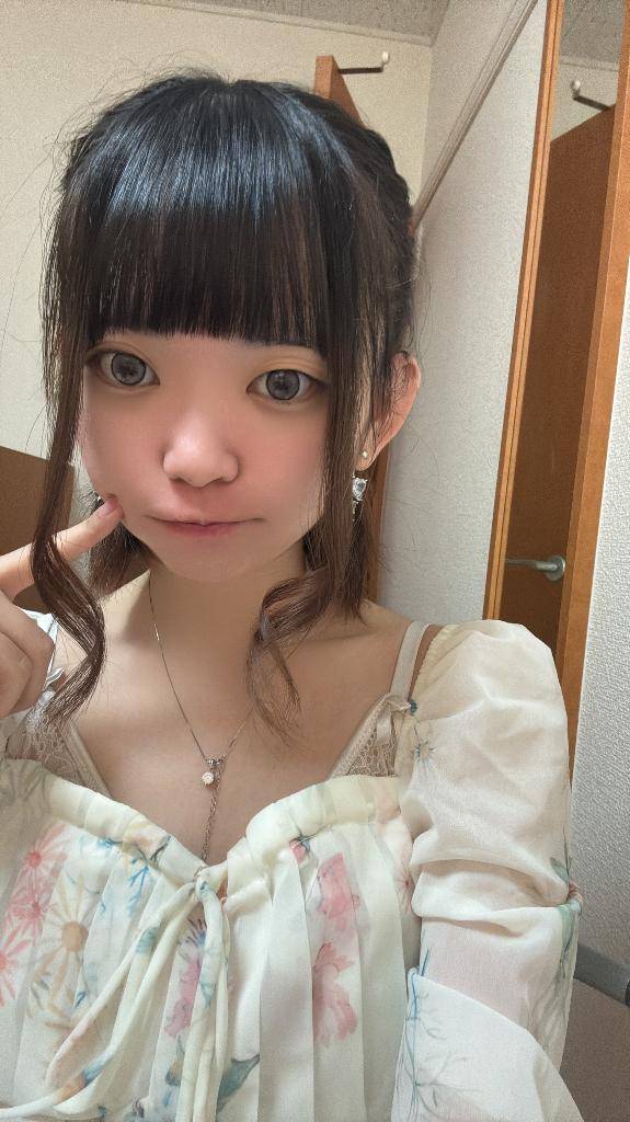 えへへー╰(*´︶`*)╯おはよー！！！