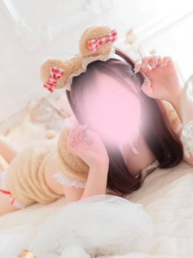 にいな【GOLDGIRL】（入れるなよ…入れるなよ…本当に入れるなよ）