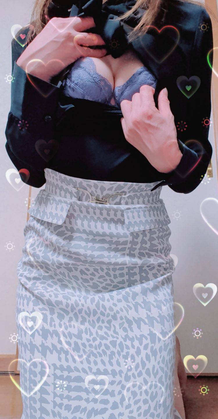 ()仕草って好きかな？