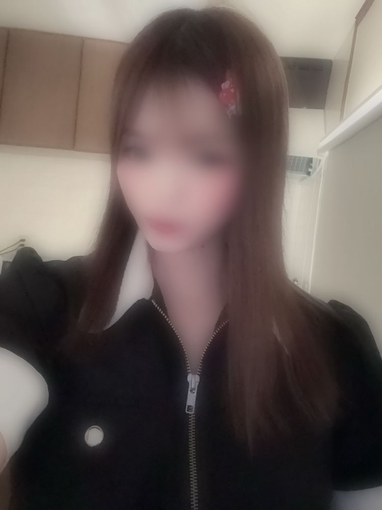 お 初 で す 、