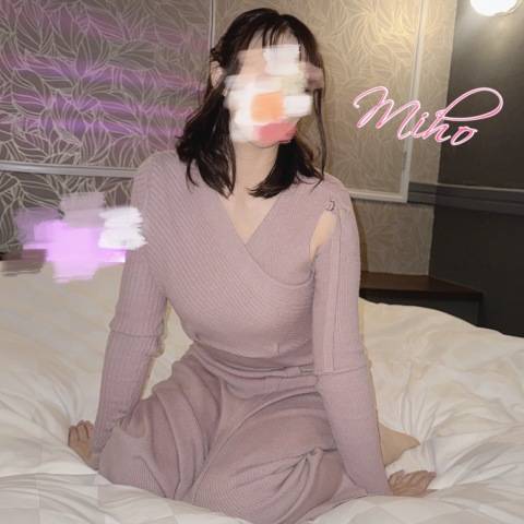 荒井美保（五十路マダム 新居浜店(カサブランカグループ)）