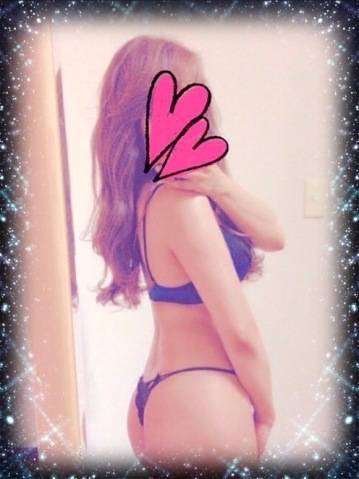 葉山莉佐