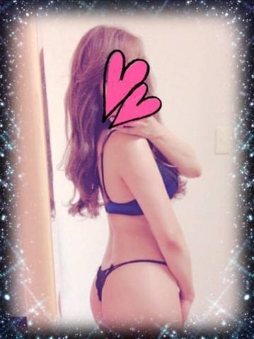葉山莉佐