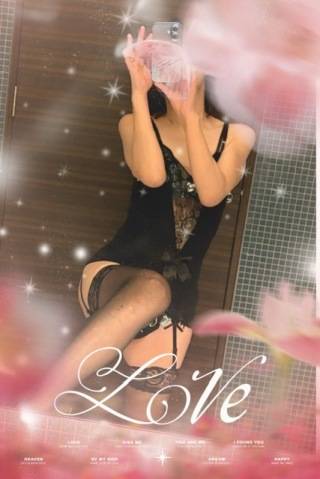 矢納あずさ