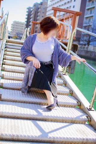夏輝真実