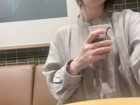 瓦町駅前スタバ前　瓦町夢402