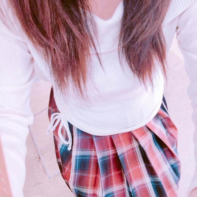 野村咲凪