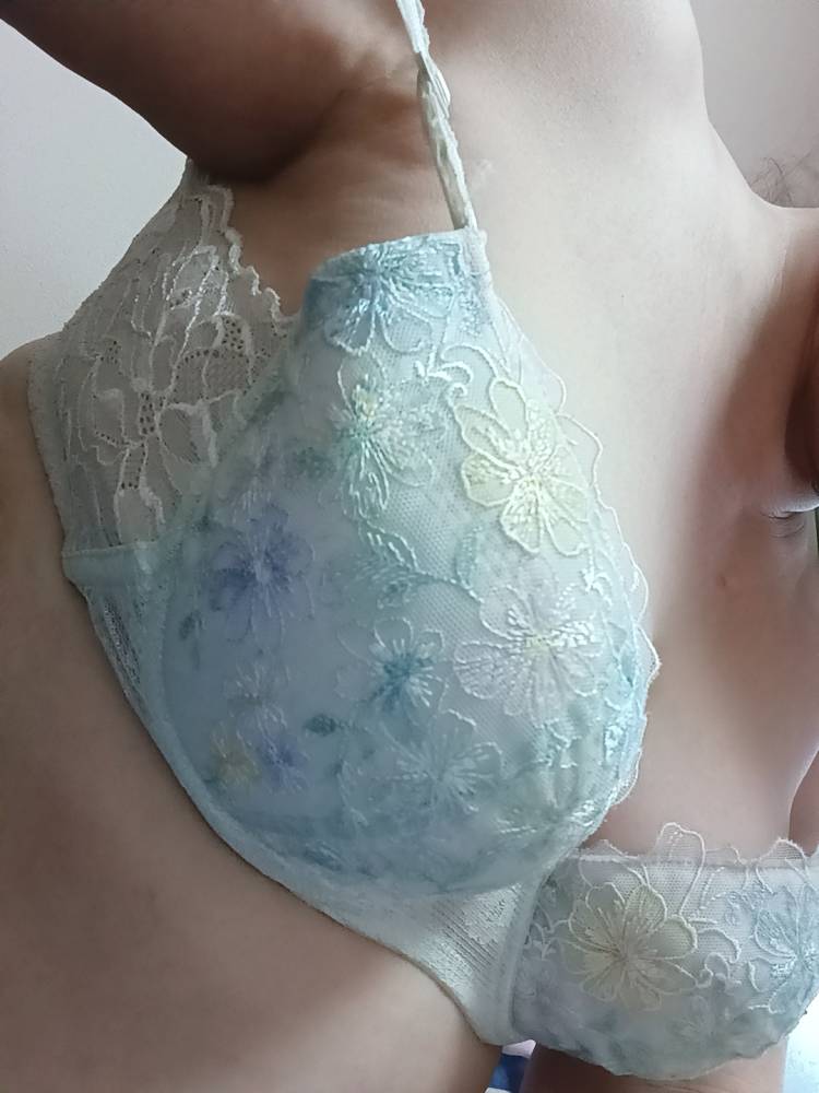 葉月　潤