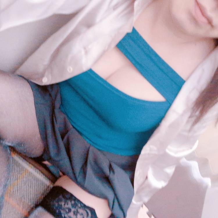 野村咲凪