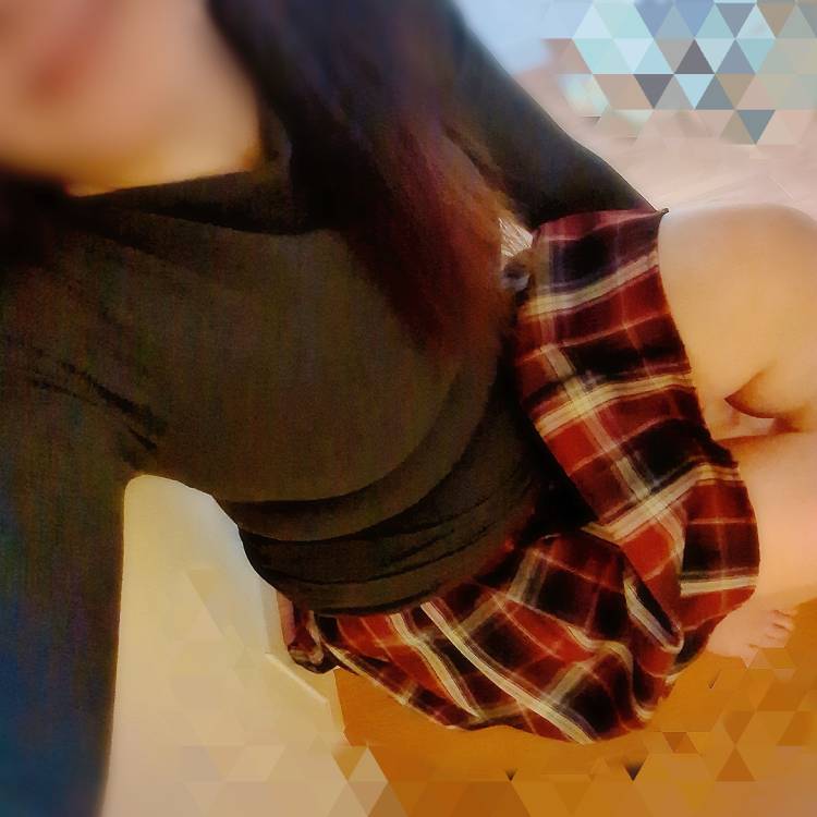 野村咲凪