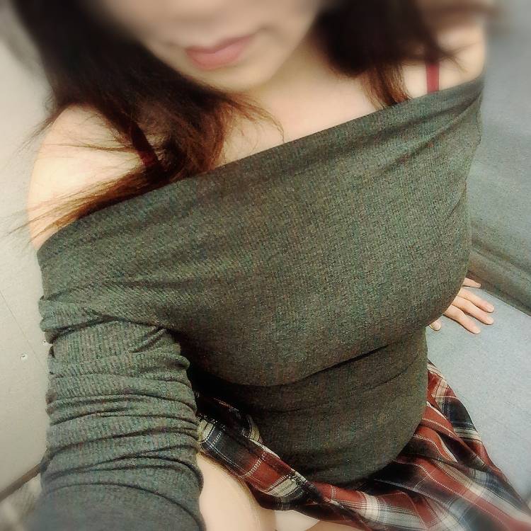 野村咲凪