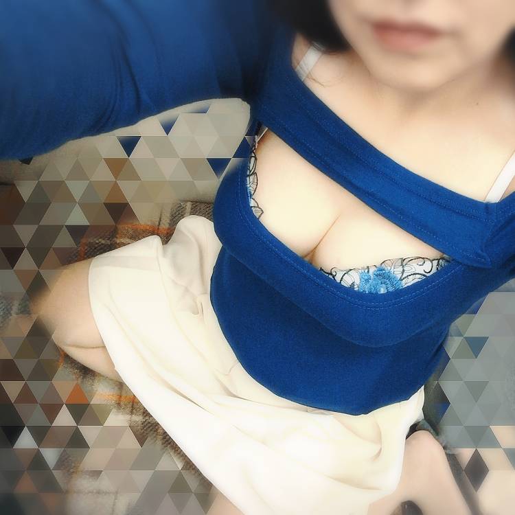 野村咲凪